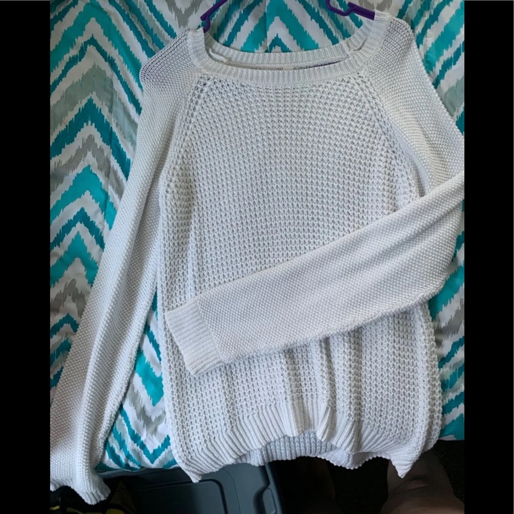 Aeropostale White Sweater Size Large